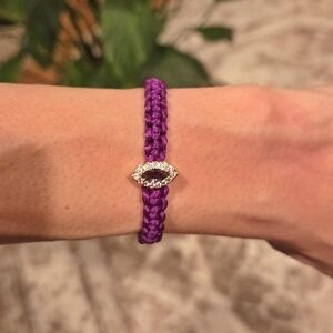 Handmade "The Février" Purple Macrame Bracelet